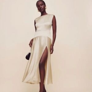 Reformation Evangeline Silk Dress - 100% Silk - NEW WITHOUT TAGS! Size 10.